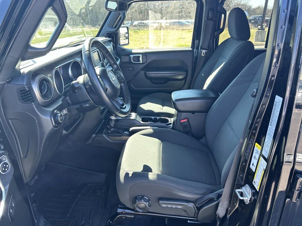 Used 2018 Jeep Wrangler Unlimited Sport S image 21