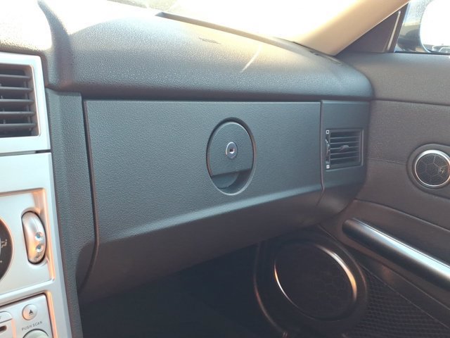 Used 2006 Chrysler Crossfire Limited RWD image 19