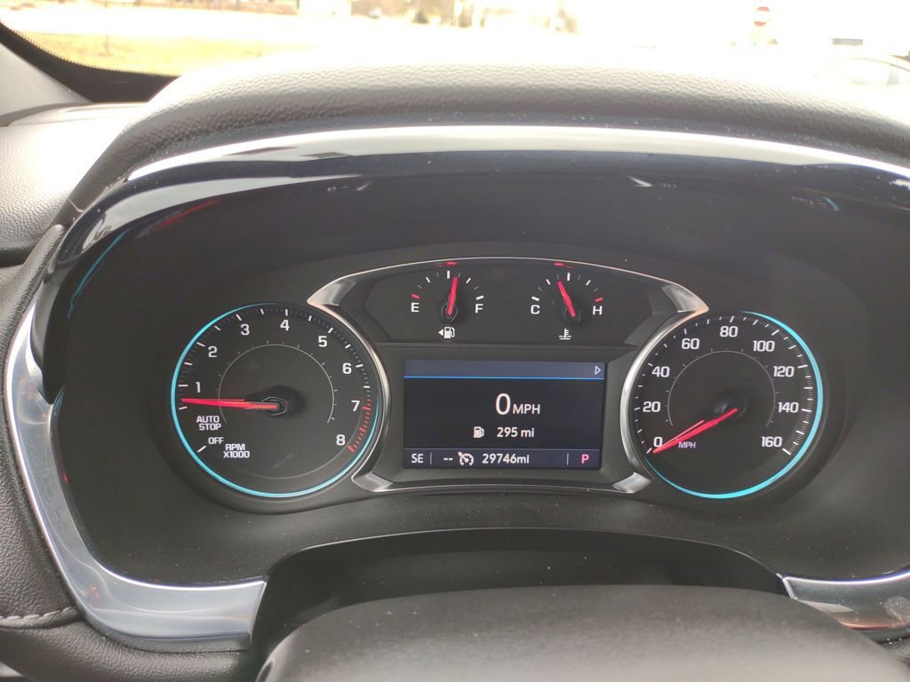 Used 2023 Chevrolet Traverse LT AWD/4WD image 15