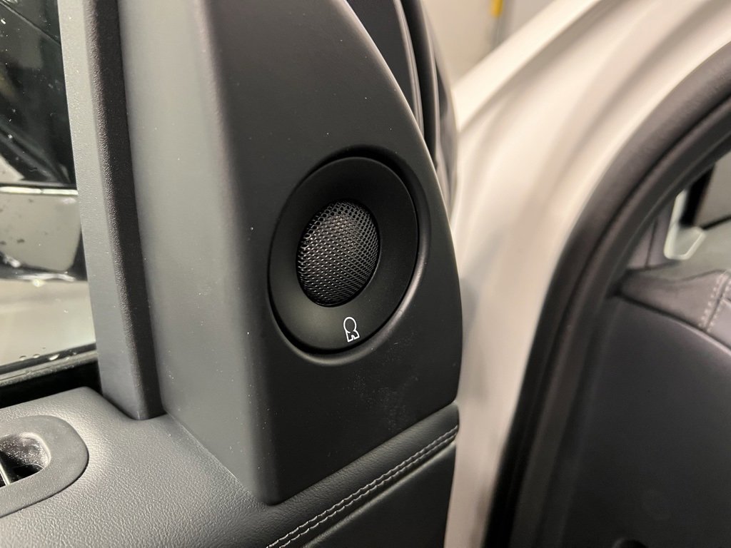 Used 2025 Lincoln Navigator Reserve w/ Jet Appearance Package image 32