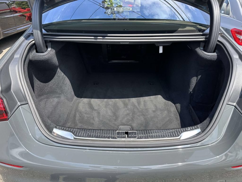Used 2024 Mercedes-Benz S 580 4MATIC Sedan image 10
