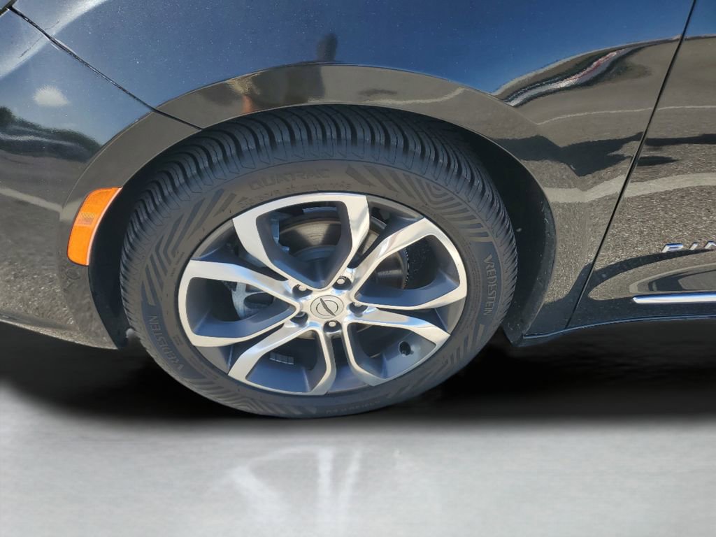Used 2022 Chrysler Pacifica Pinnacle image 36