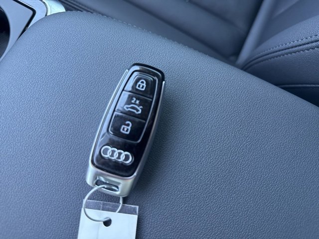 Used 2022 Audi Q7 3.0T Premium image 46