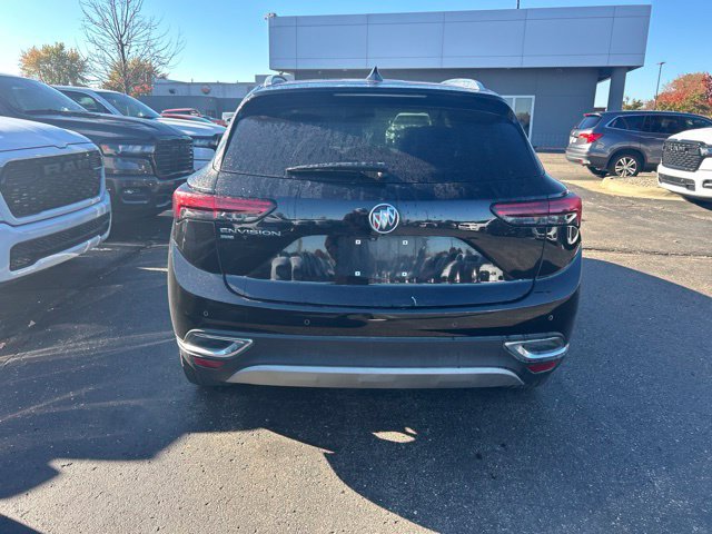 Used 2021 Buick Envision Essence w/ Technology Package I AWD/4WD image 3