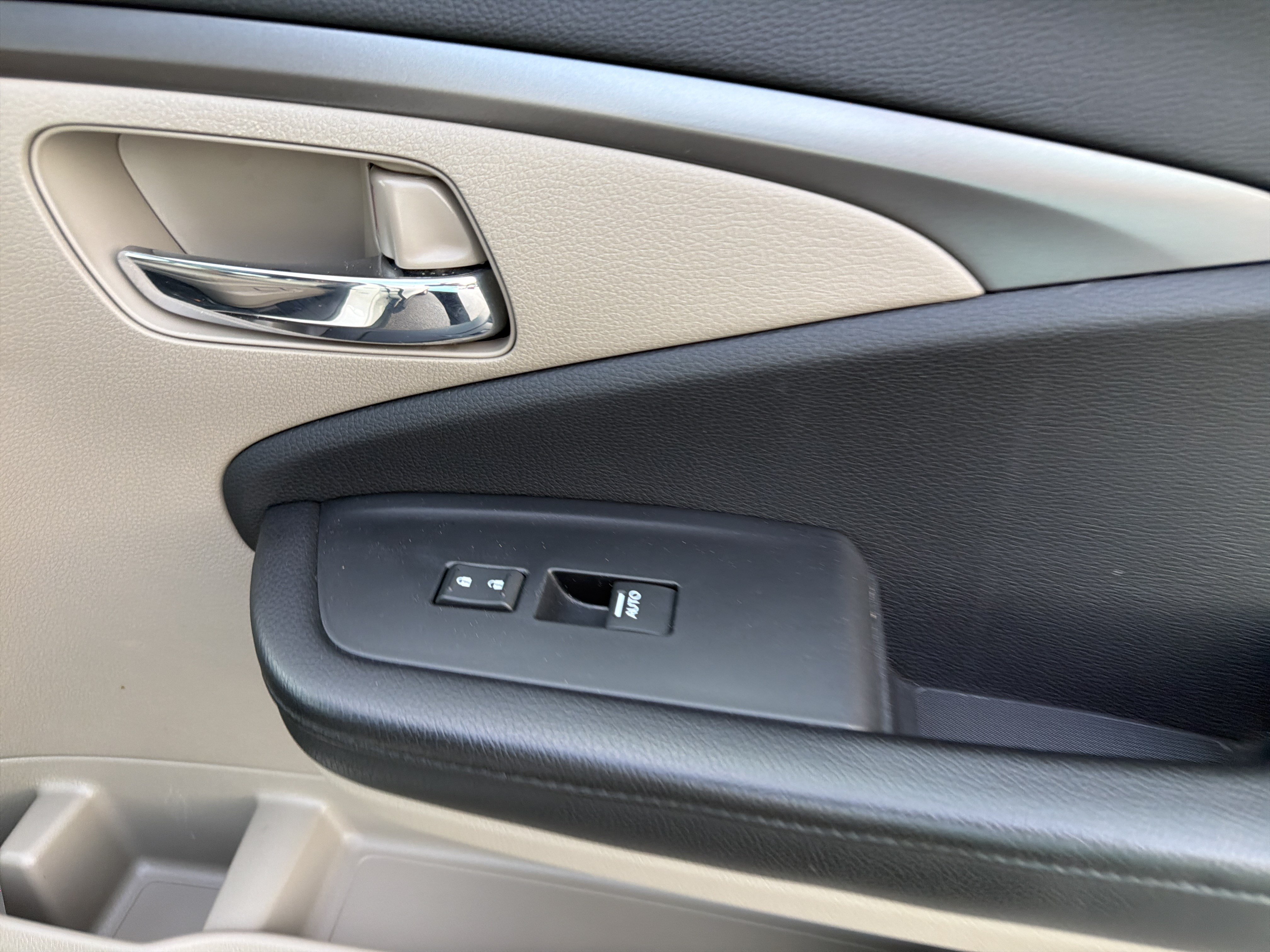 Used 2016 Honda Pilot EX-L image 94