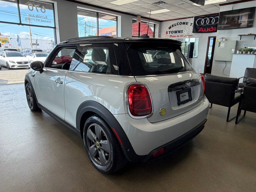 Used 2023 MINI Cooper SE FWD image 12