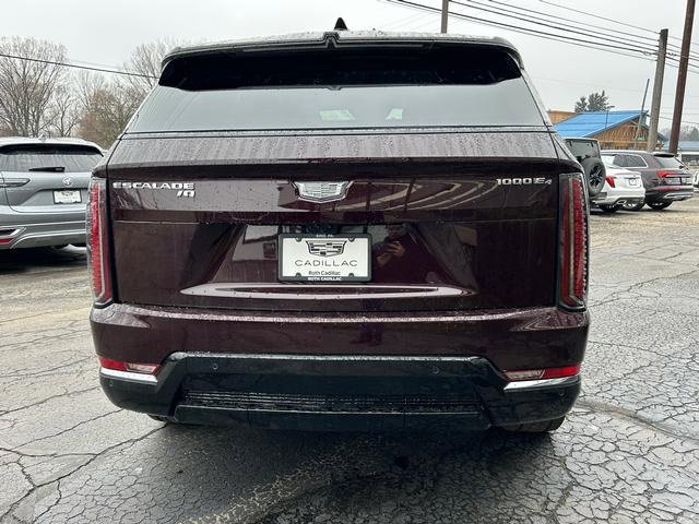 New 2025 Cadillac Escalade IQ Sport 2 image 4