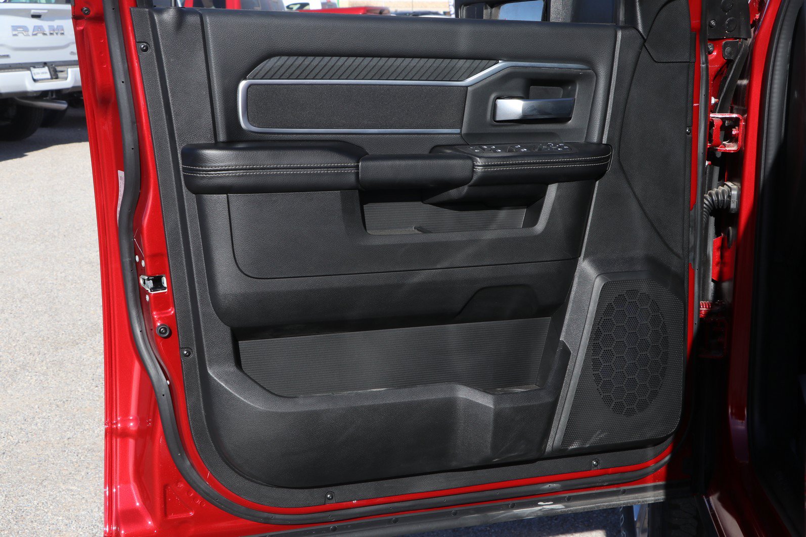 New 2026 RAM 2500 Big Horn AWD/4WD image 10