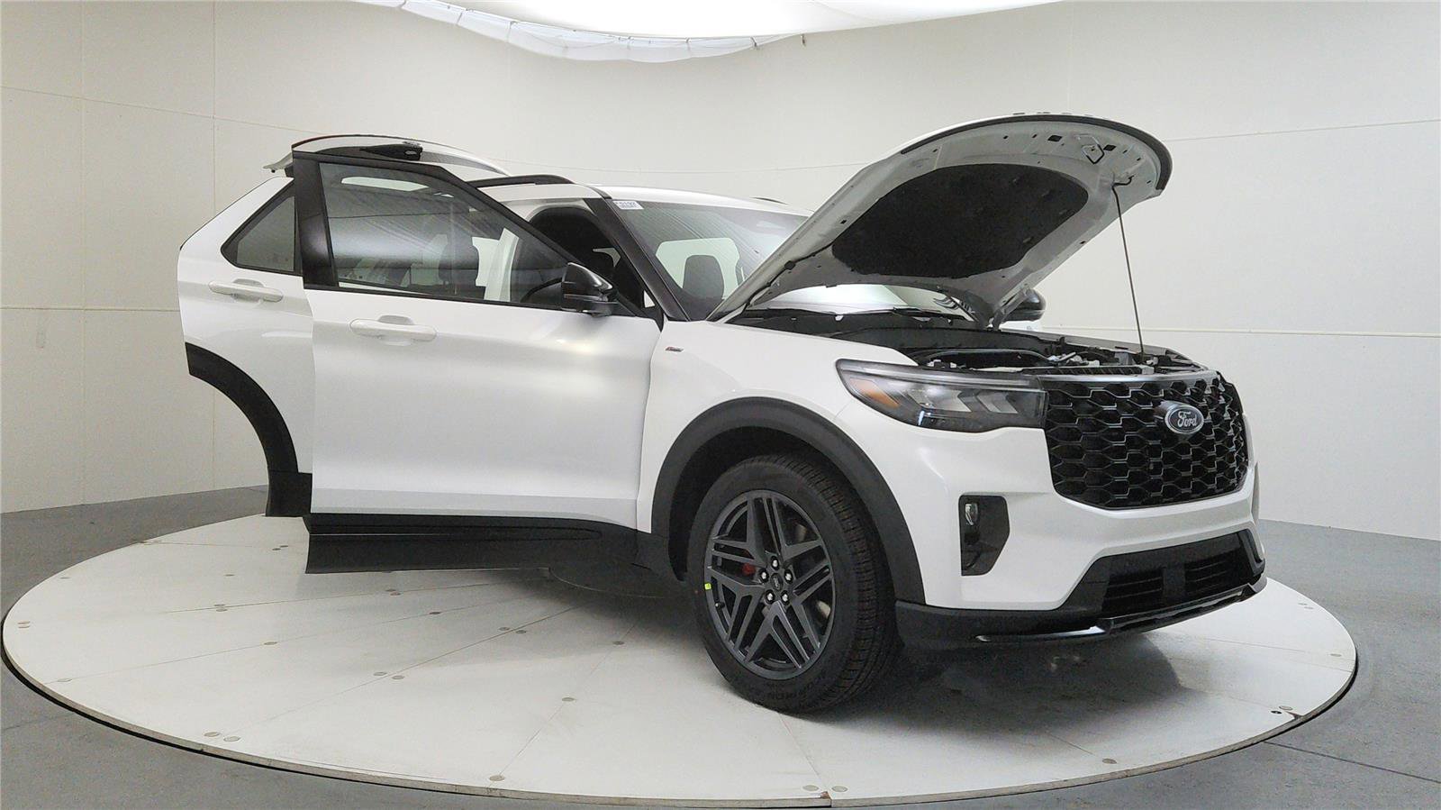 New 2026 Ford Explorer ST-Line image 9