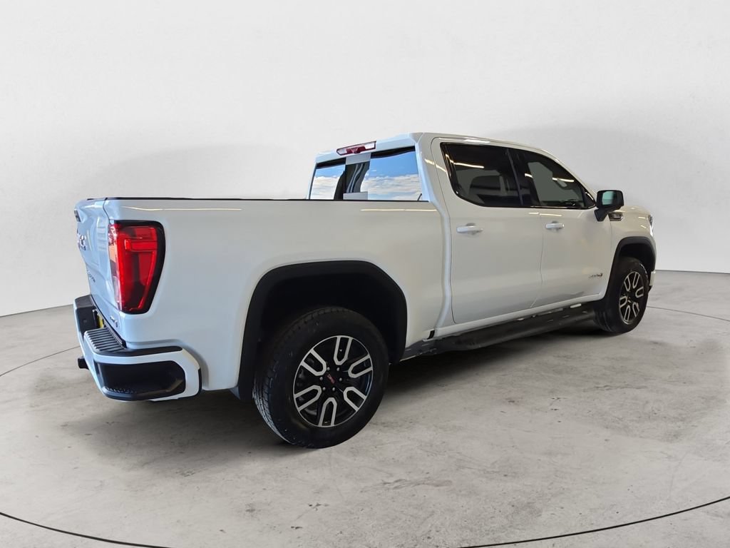 Certified 2025 GMC Sierra 1500 AT4 w/ Technology Package AWD/4WD image 5