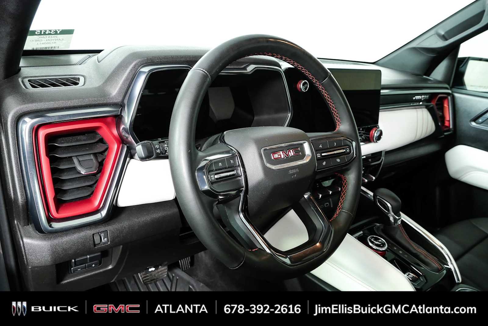 Used 2024 GMC Canyon AT4X AWD/4WD image 4