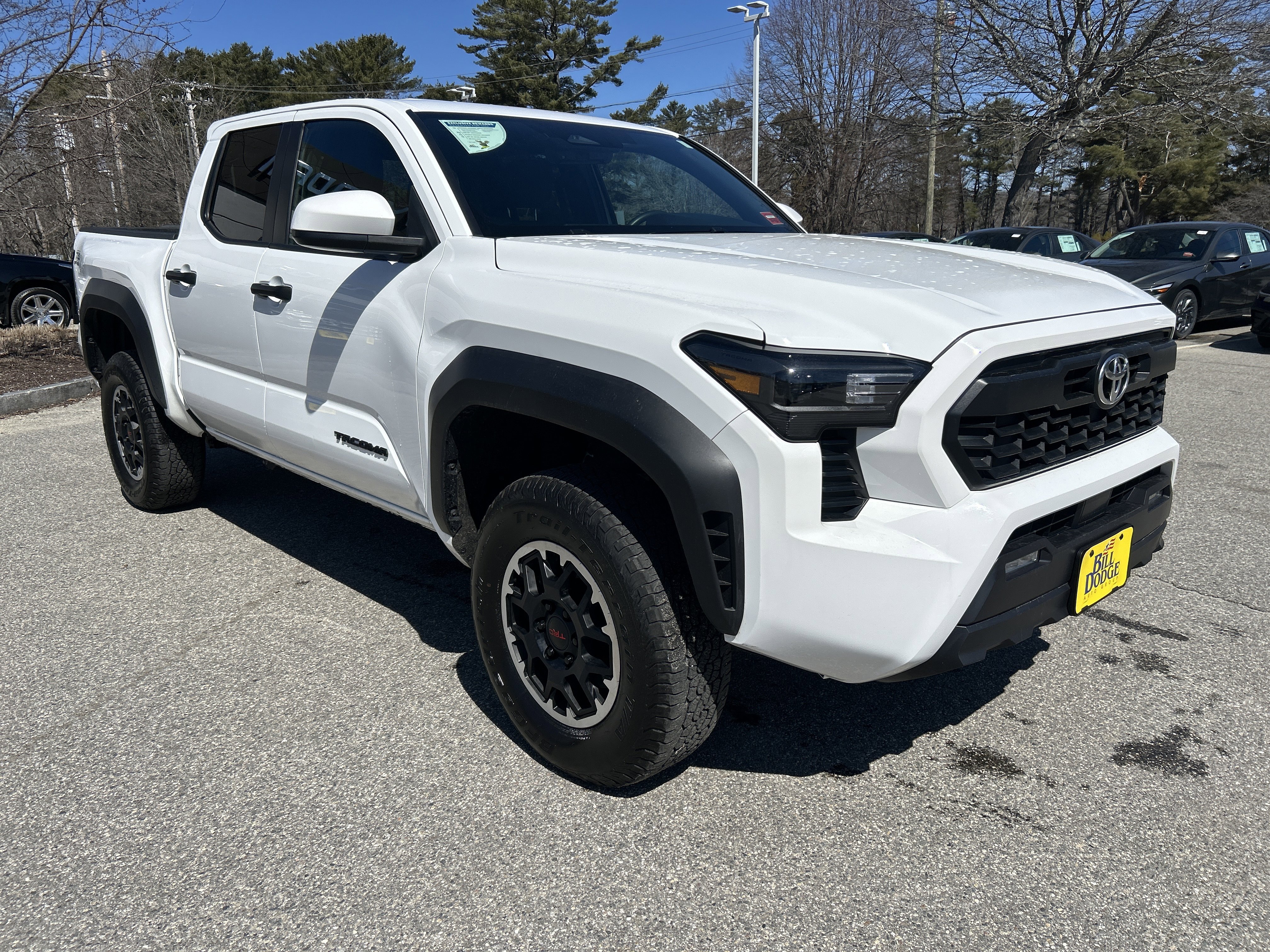 Used 2024 Toyota Tacoma TRD Off-Road AWD/4WD image 3