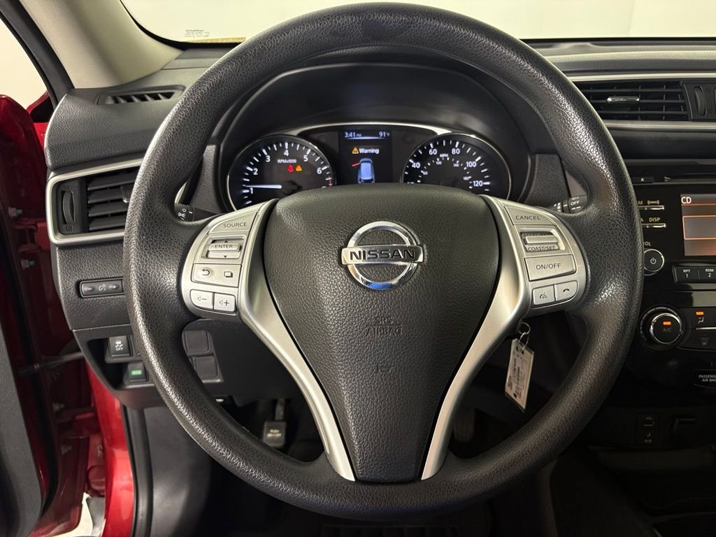 Used 2016 Nissan Rogue S FWD image 18