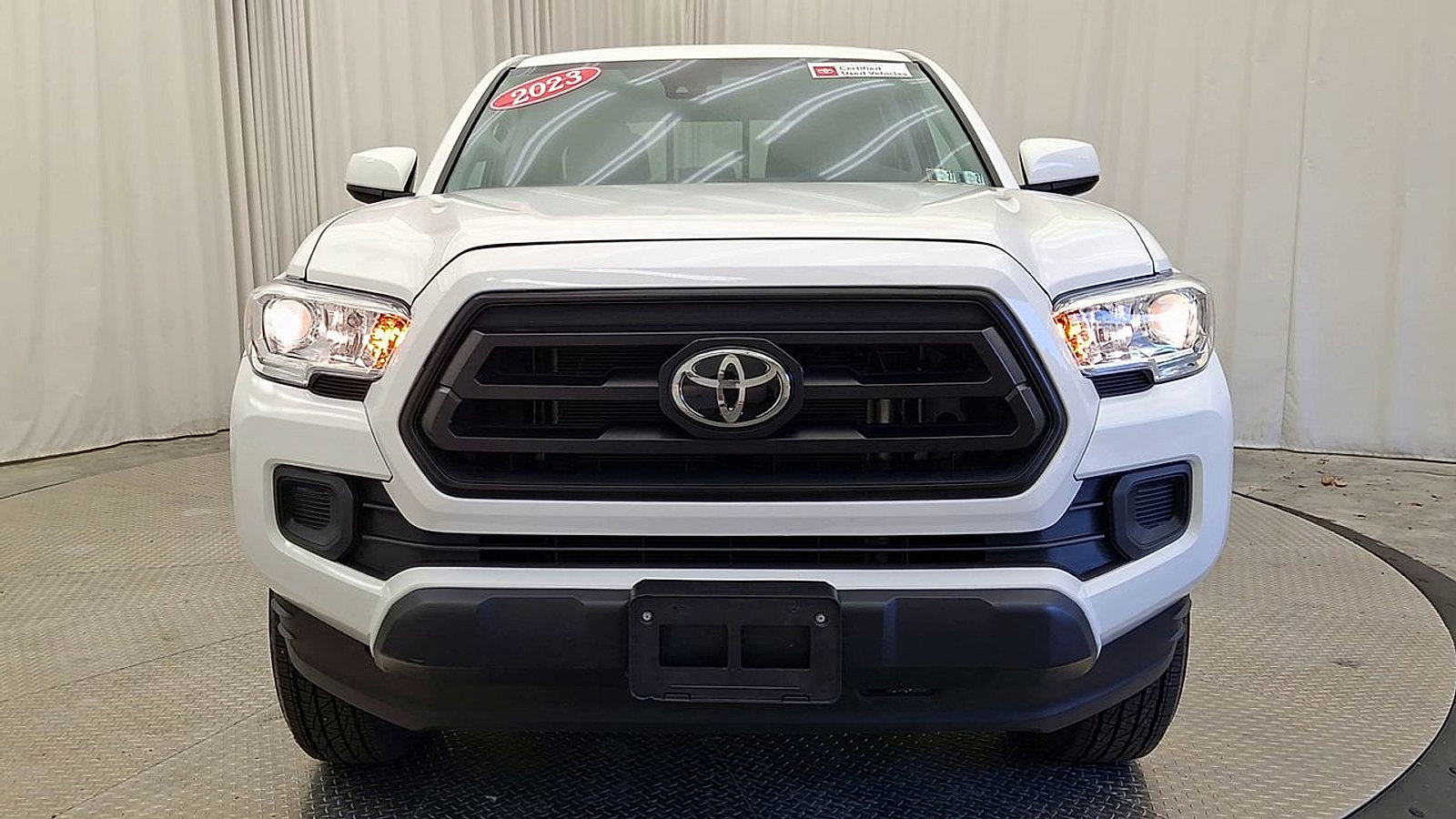 Certified 2023 Toyota Tacoma SR AWD/4WD image 10