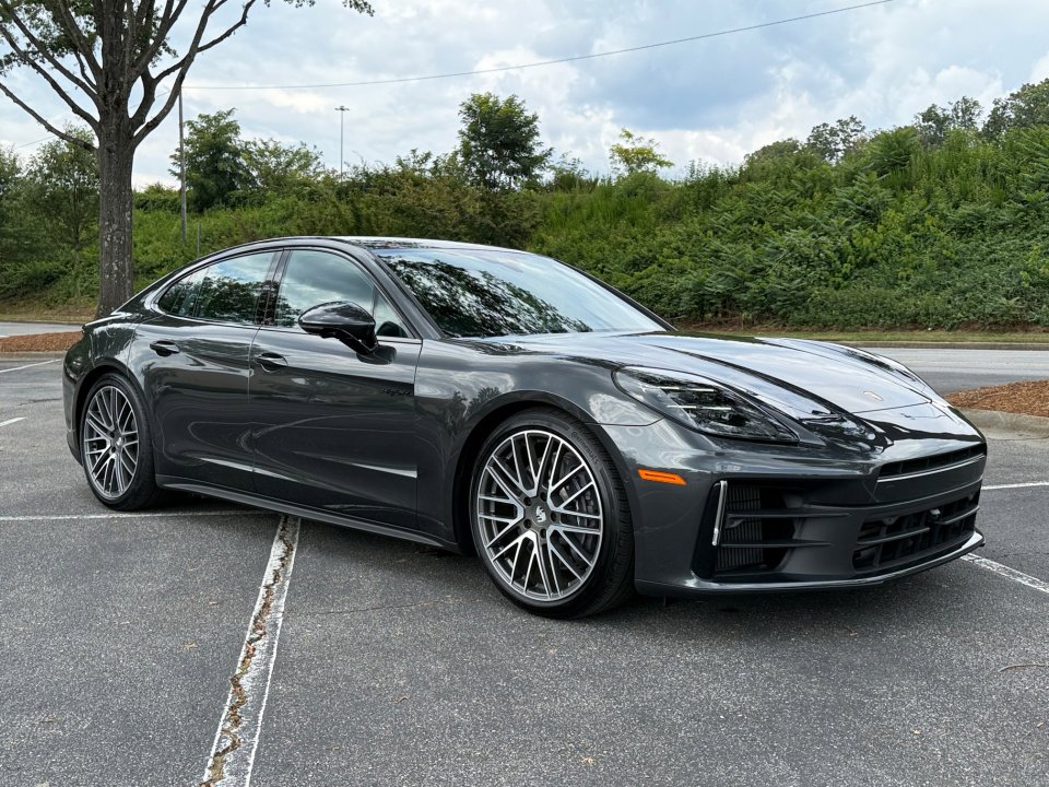 New 2025 Porsche Panamera 4 image 7