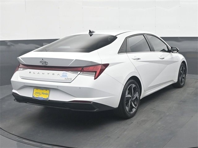 Used 2023 Hyundai Elantra Limited w/ Cargo Package image 7