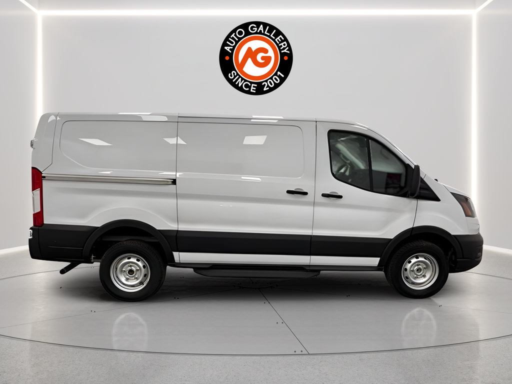 Used 2024 Ford Transit 250 Low Roof RWD image 17
