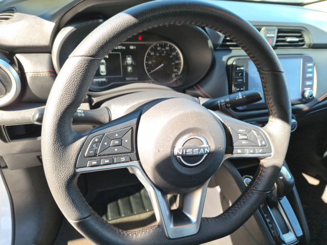 Used 2024 Nissan Versa SR FWD image 16
