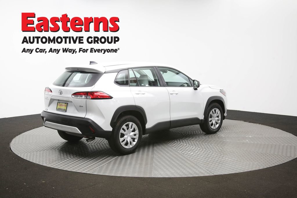 Used 2024 Toyota Corolla Cross L AWD/4WD image 40