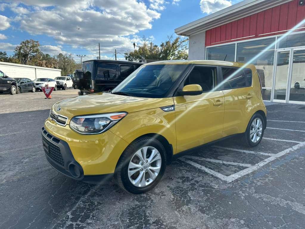 Used 2015 Kia Soul + image 3