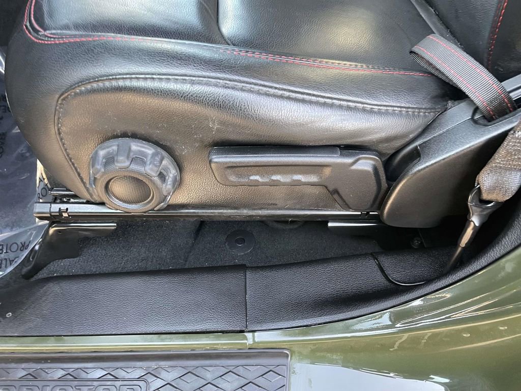 Used 2022 Jeep Gladiator Rubicon w/ LED Lighting Group image 31