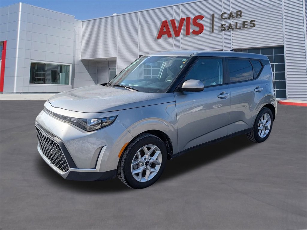 Used 2023 Kia Soul LX w/ Option Group 015