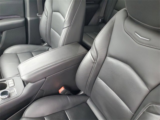 Certified 2022 Cadillac XT4 Luxury w/ Cold Weather Package image 26