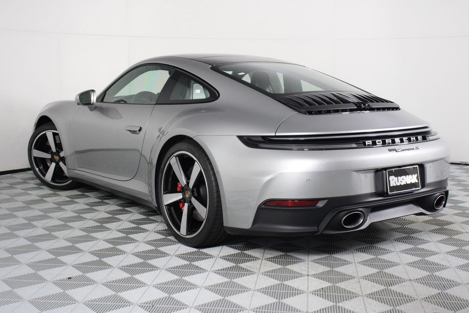 Certified 2025 Porsche 911 Carrera S RWD image 3