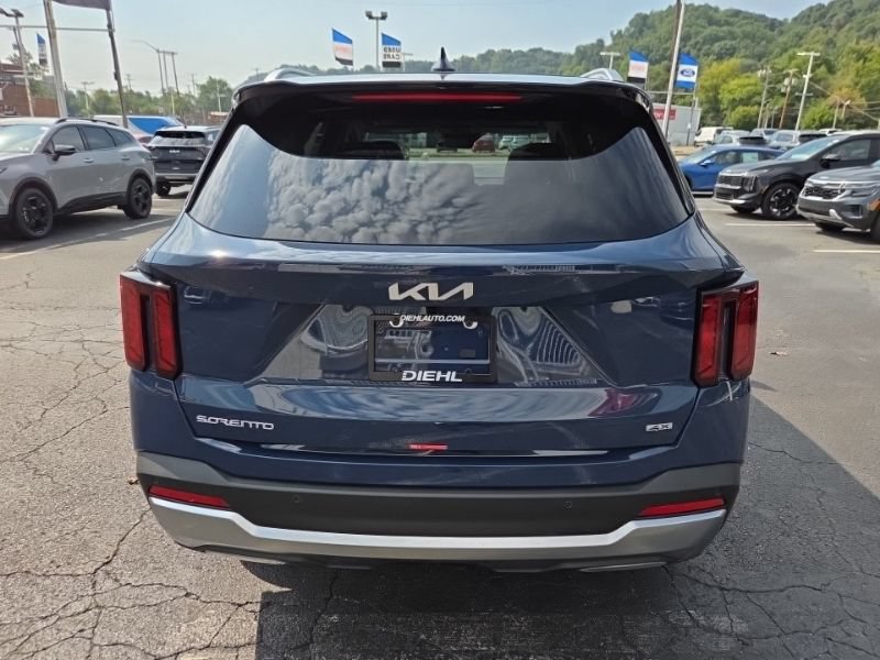 New 2026 Kia Sorento S AWD/4WD image 6