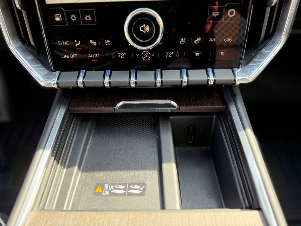 Used 2025 GMC Acadia Denali w/ Super Cruise Package image 19