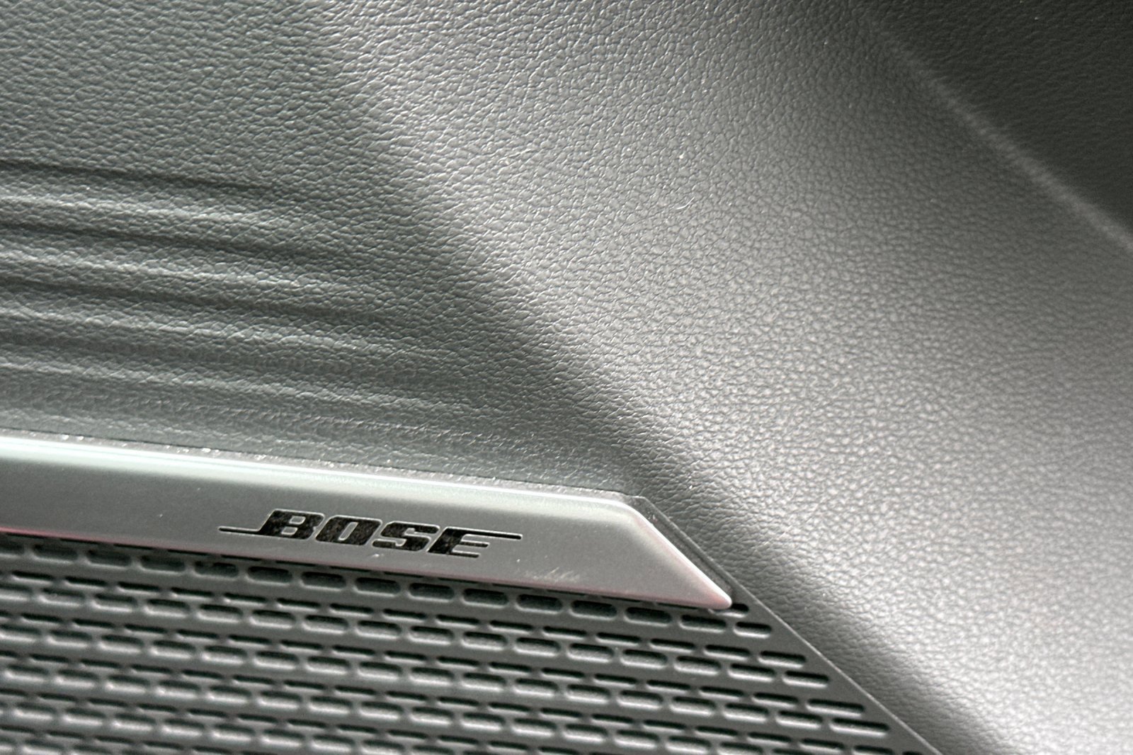 Used 2025 Hyundai Santa Fe Limited image 42