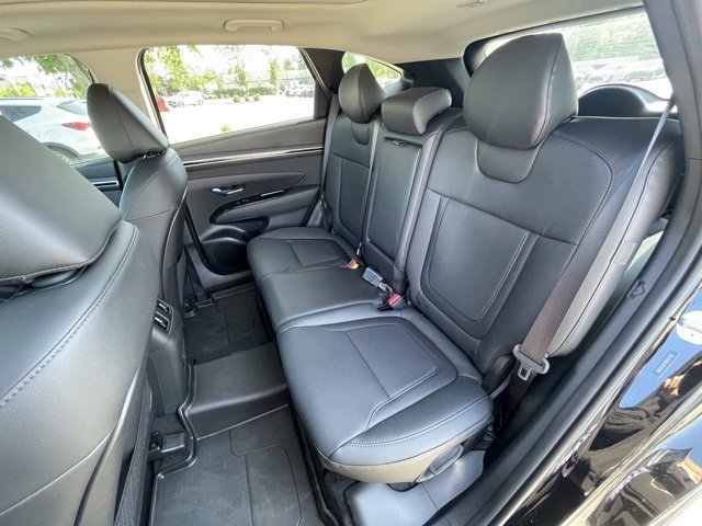 Used 2024 Hyundai Tucson Limited image 25