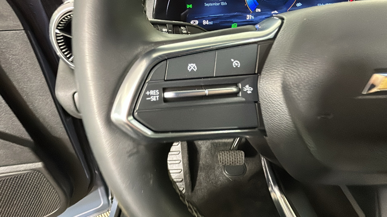 Used 2024 Chevrolet Blazer EV LT AWD/4WD image 20