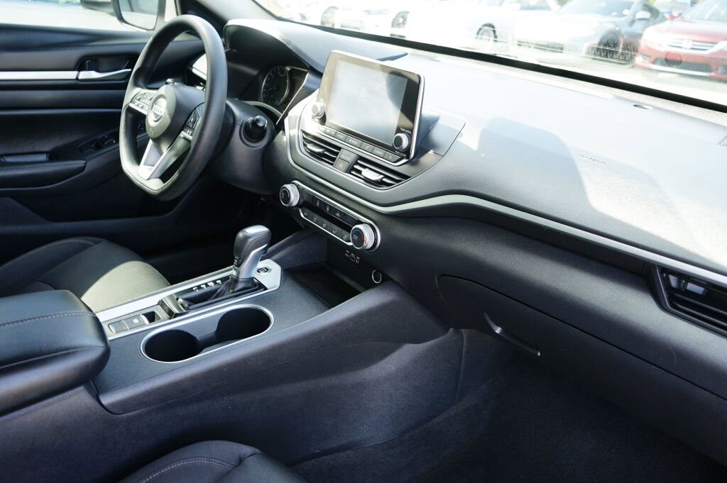 Used 2022 Nissan Altima 2.5 SV image 20
