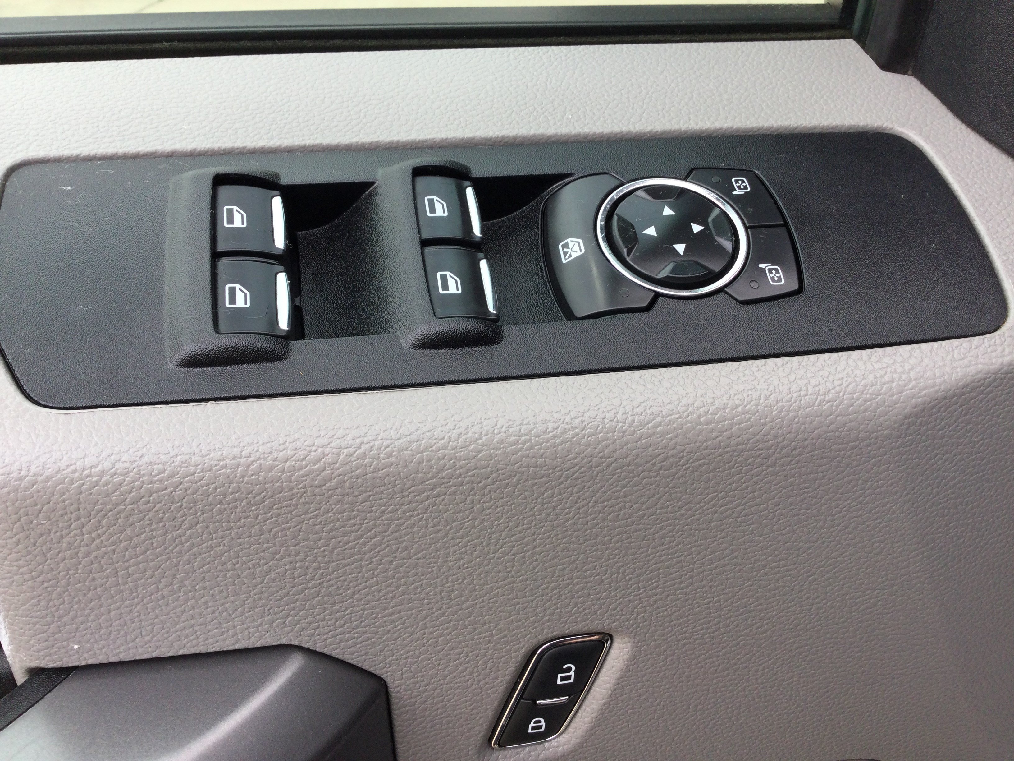 Used 2020 Ford F250 XLT AWD/4WD image 11