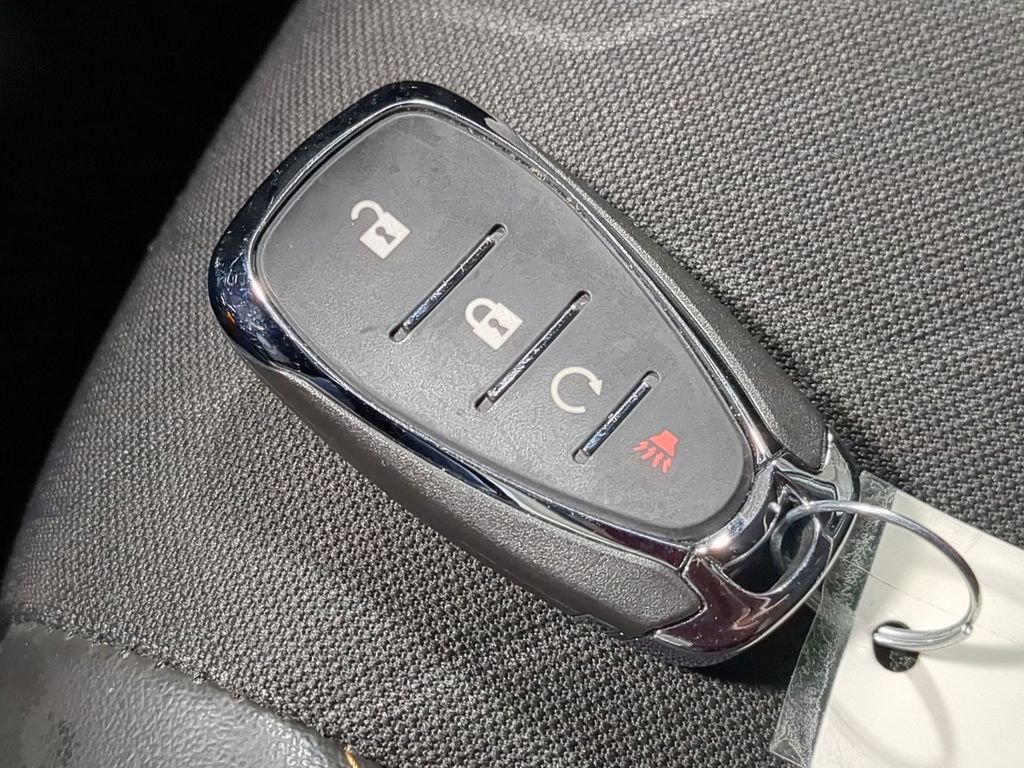 Used 2020 Chevrolet Trax LT w/ LT Convenience Package image 40