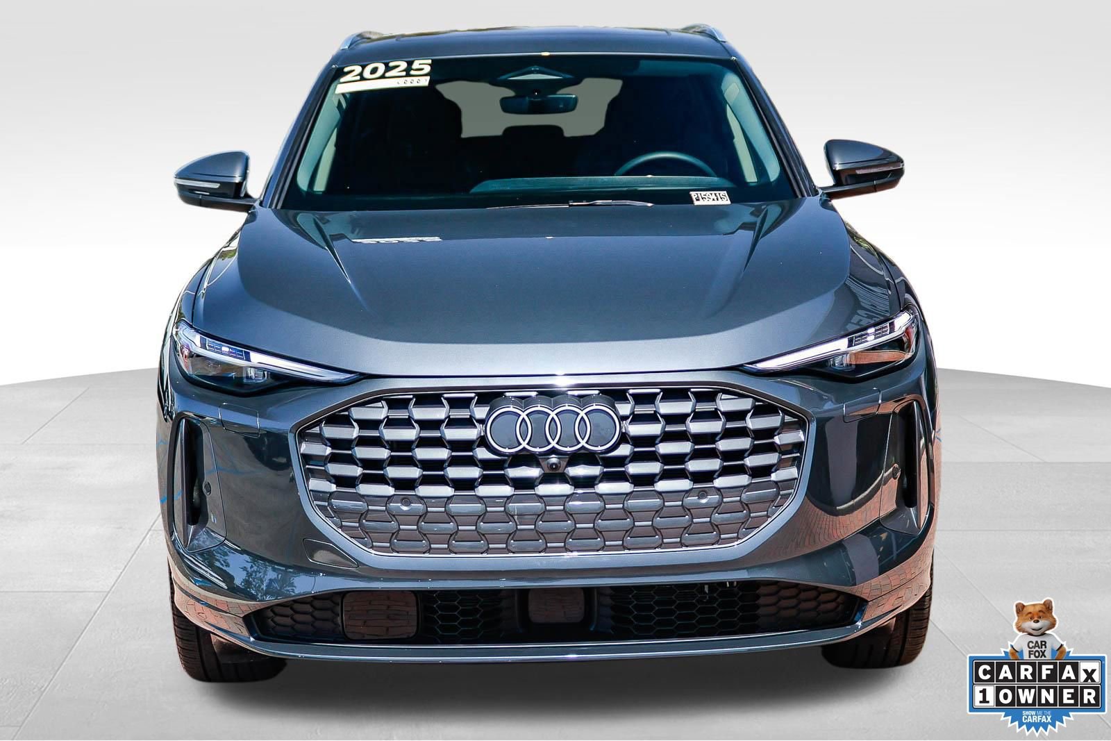 Certified 2025 Audi Q5 Premium Plus w/ Premium Plus image 2