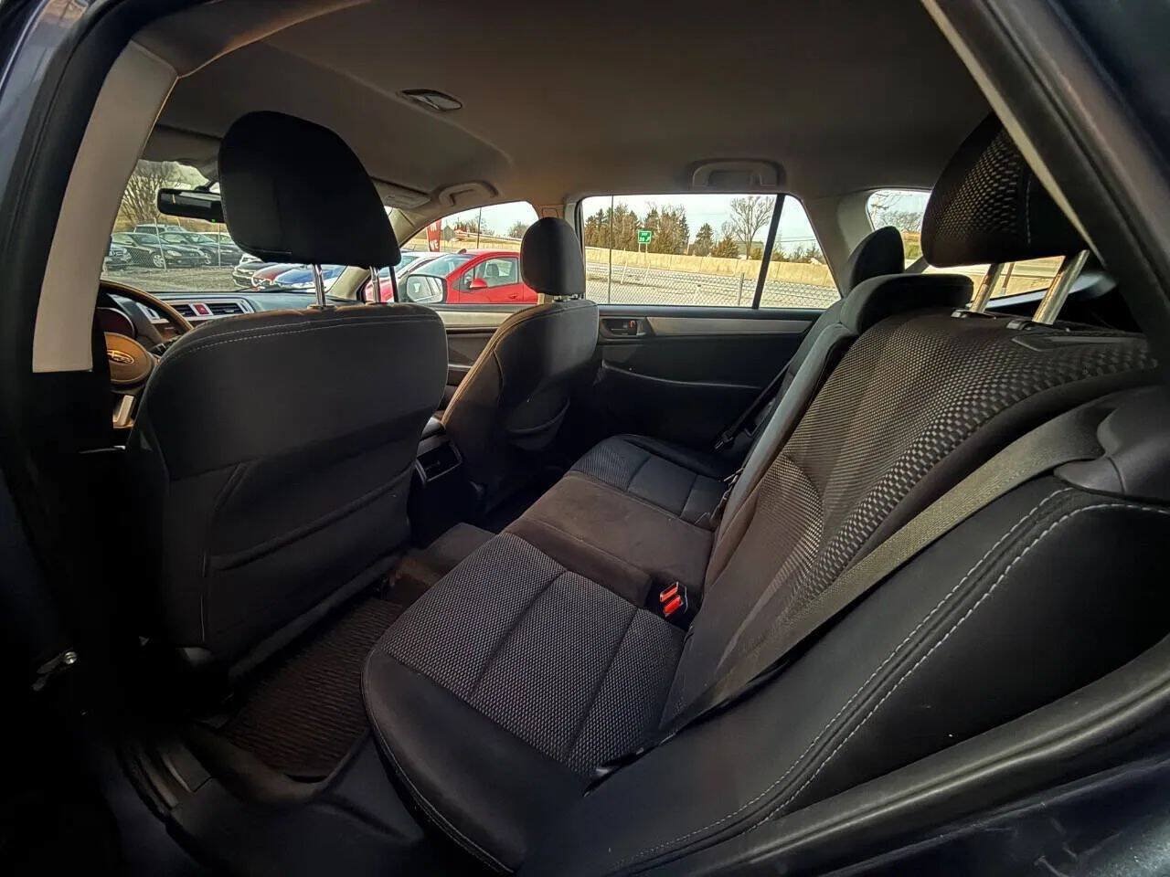 Used 2015 Subaru Outback 2.5i AWD/4WD image 10