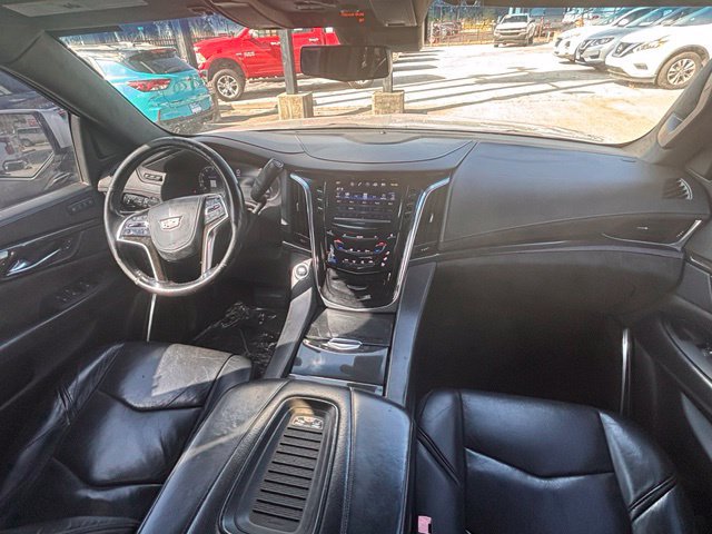 Used 2018 Cadillac Escalade Platinum RWD image 22