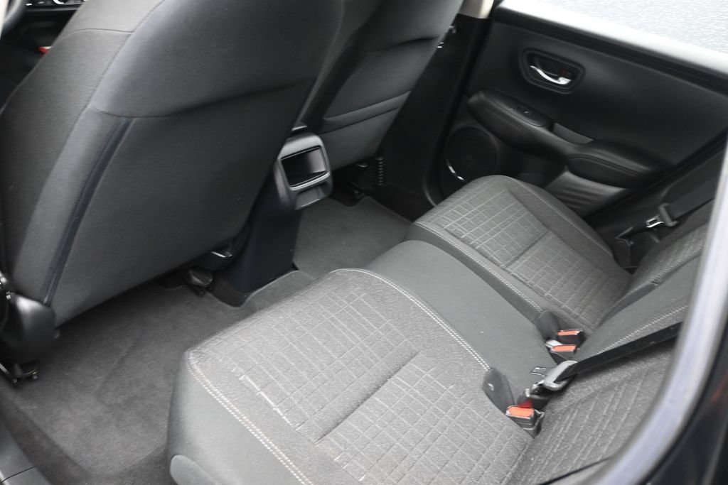 Used 2023 Honda HR-V LX image 12