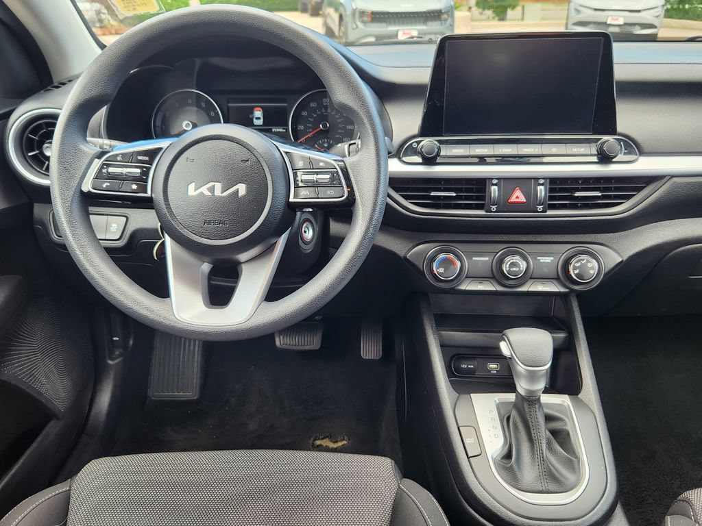 Certified 2023 Kia Forte LXS w/ LXS Technology Package FWD image 12