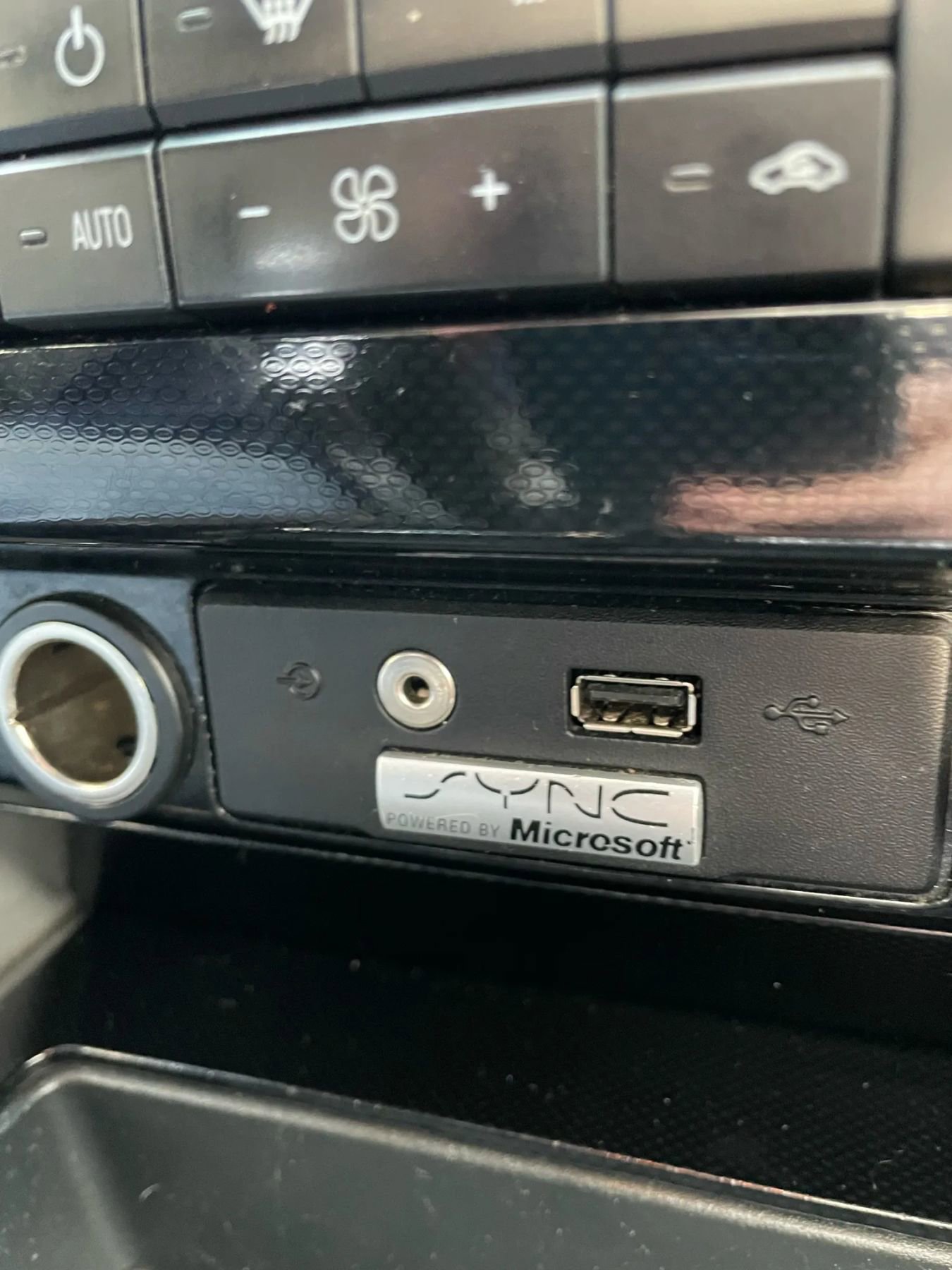 Used 2012 Ford F150 FX4 w/ FX Luxury Pkg image 17