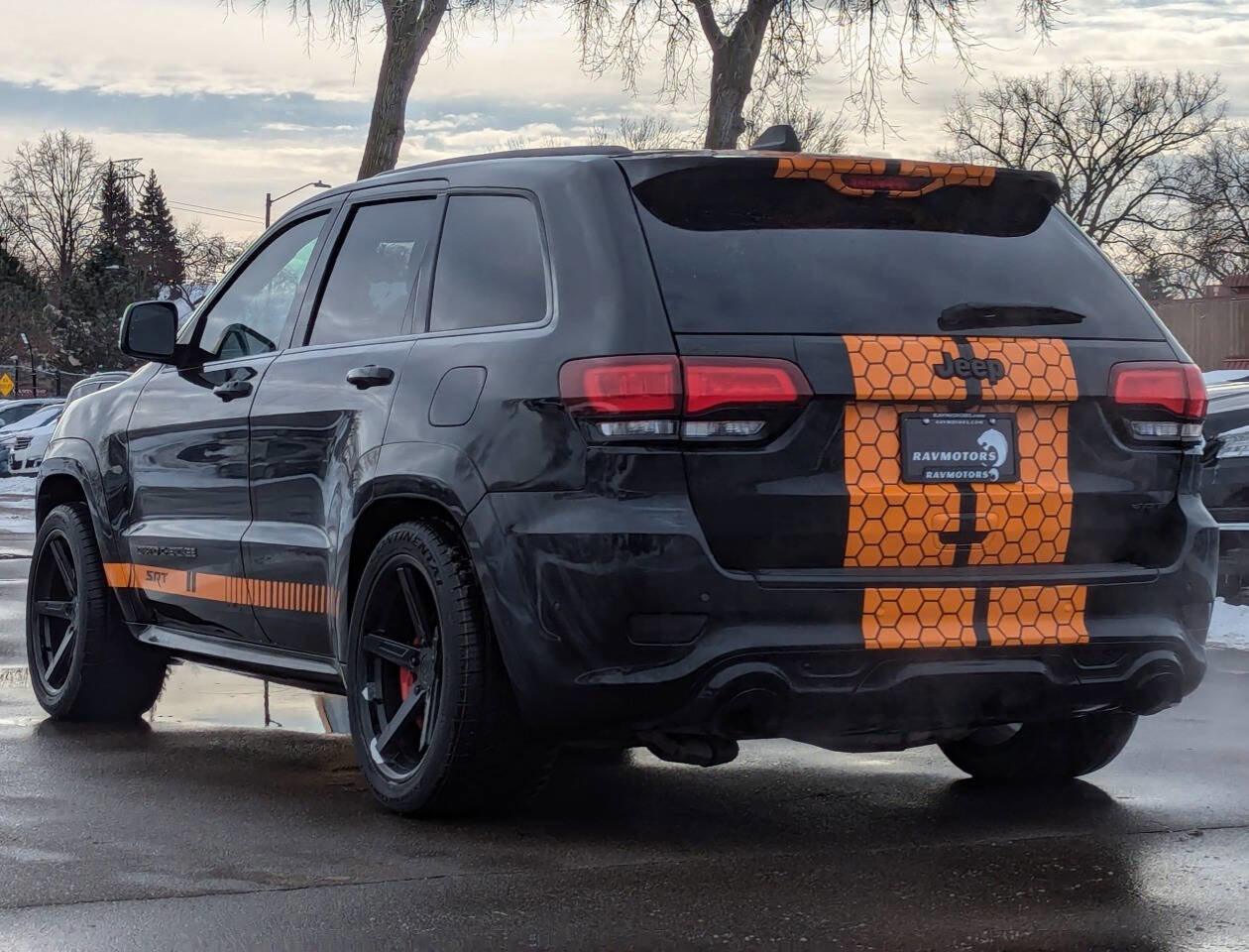 Used 2018 Jeep Grand Cherokee SRT image 8