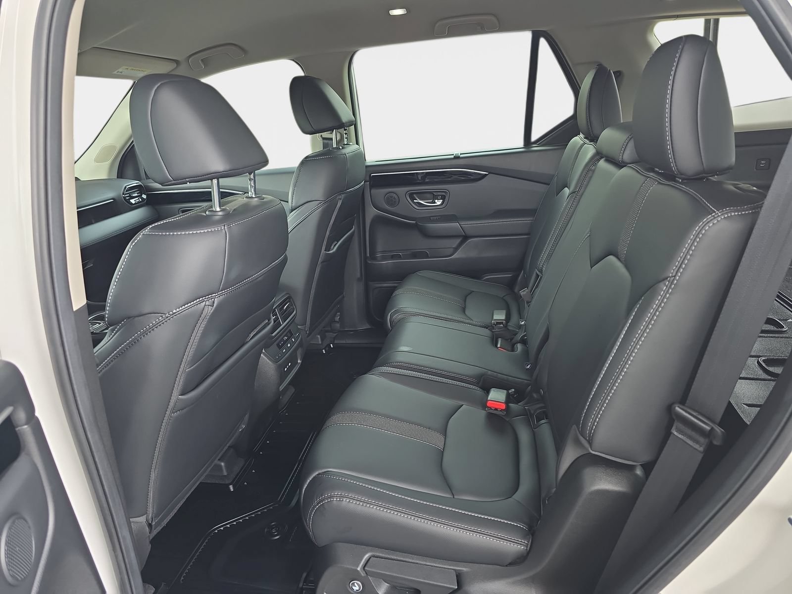 Certified 2025 Honda Pilot EX-L image 15