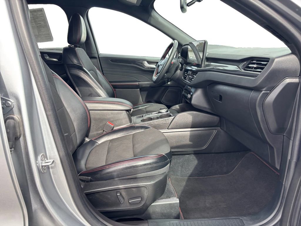 Used 2023 Ford Escape ST-Line Elite image 22