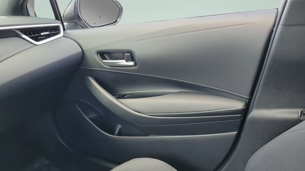 Used 2021 Toyota Corolla SE image 21
