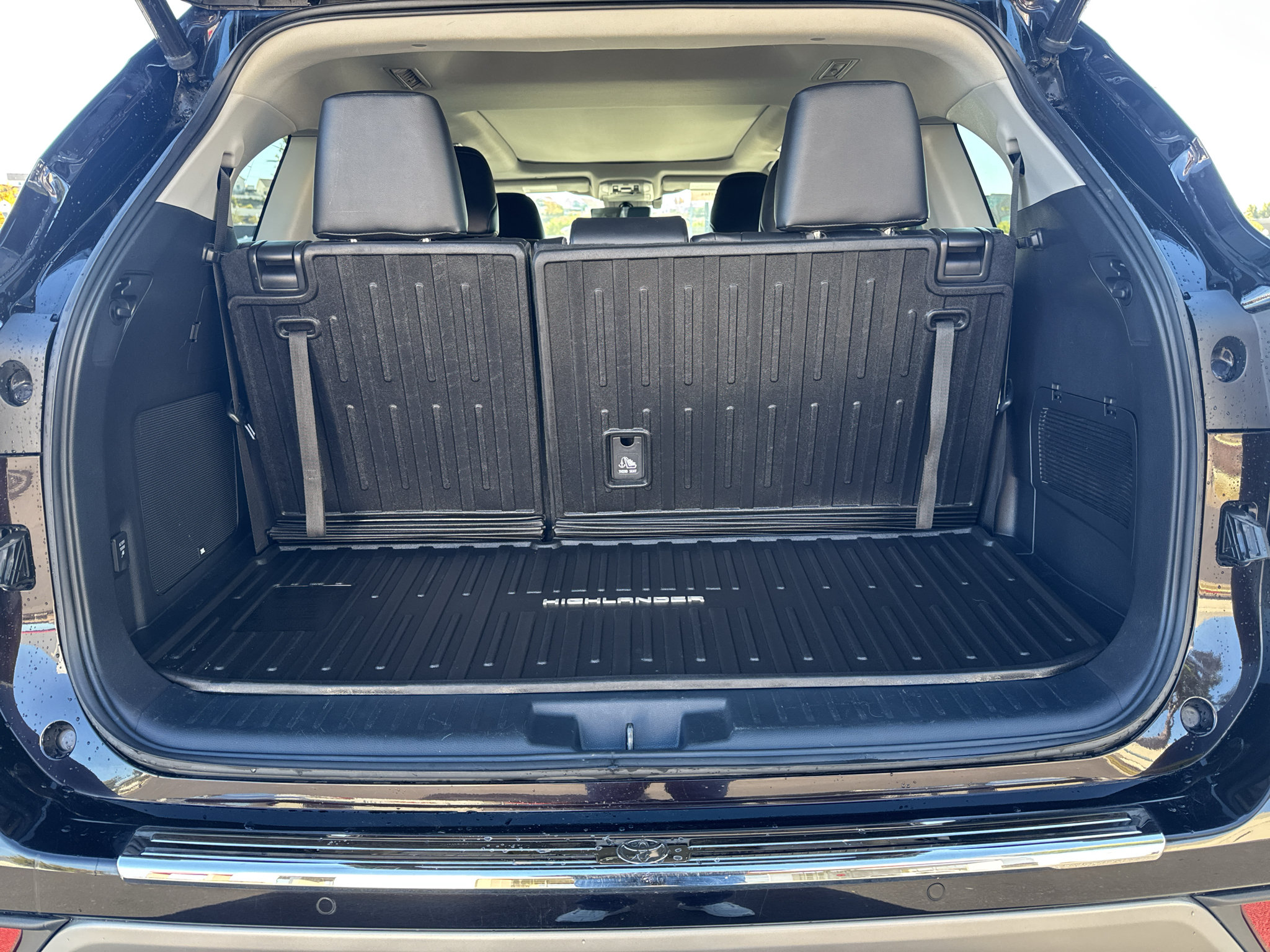 Used 2022 Toyota Highlander Platinum AWD/4WD image 7