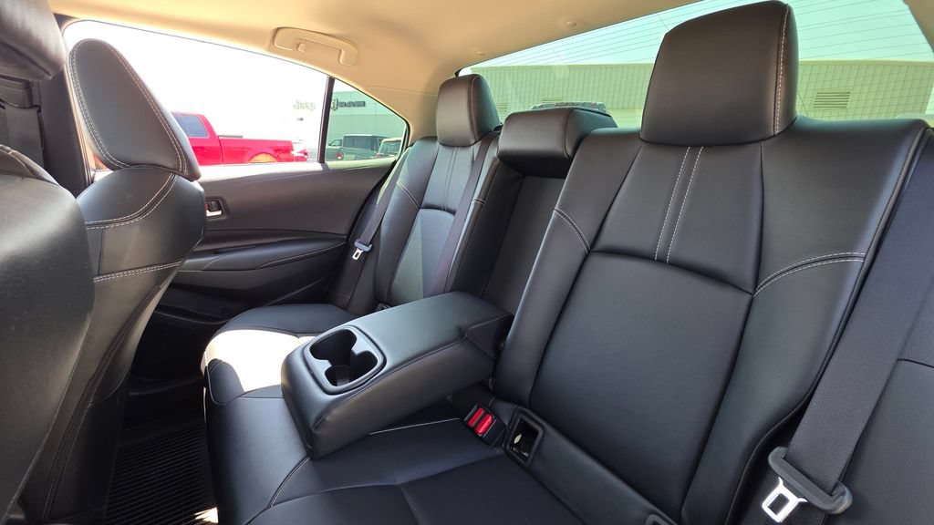 Used 2025 Toyota Corolla XLE FWD image 17