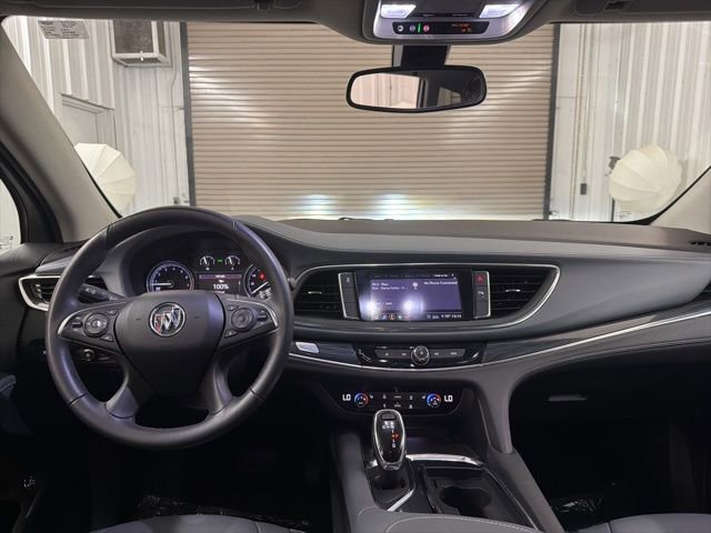 Used 2021 Buick Enclave Essence FWD image 32