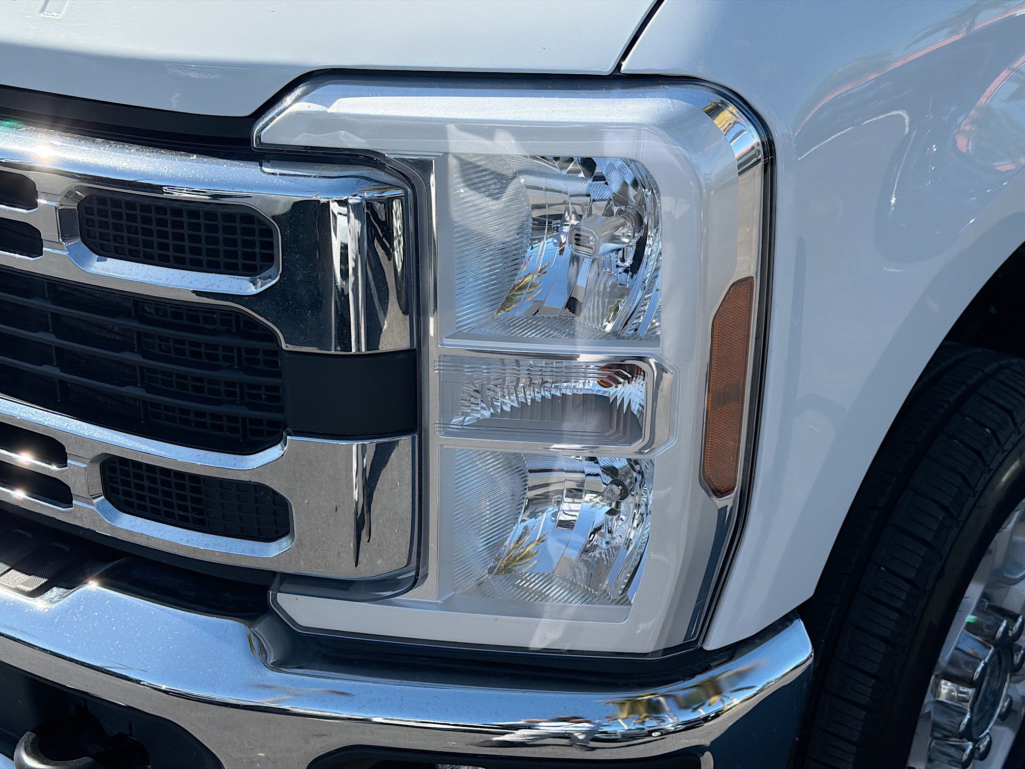 Used 2025 Ford F250 XLT image 9